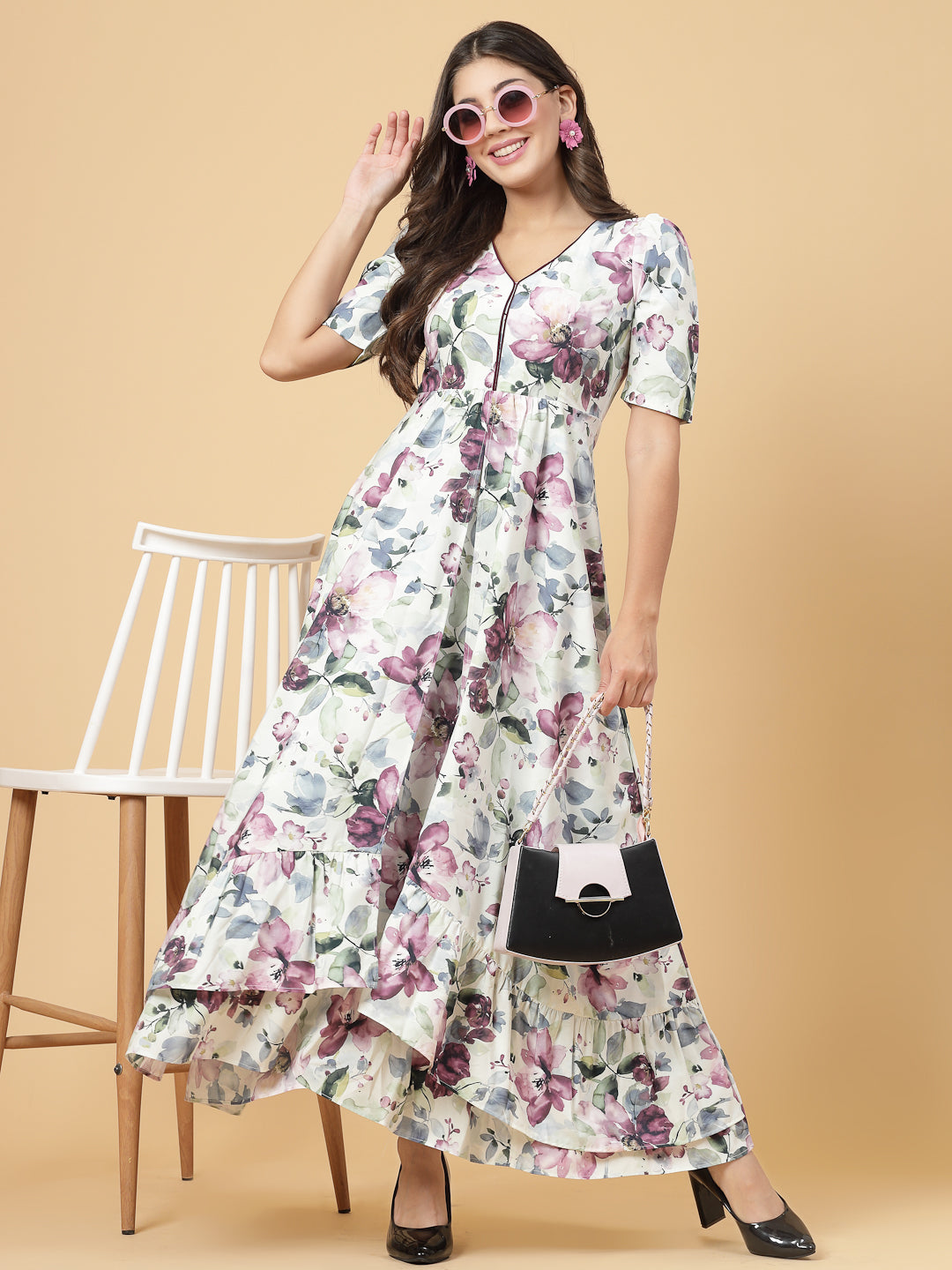 High low traditional Dresses for women & girls . Tailored With Short Sleeve & 'V' Neck, has a high low double layer pattern at front. Finished with a zip Closure at back for easy slip in.