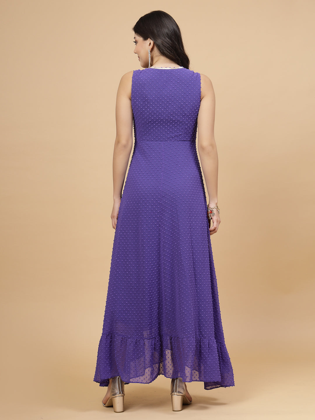 High Low Traditional Maxi Dresses Blue is a trendy and comfortable dress for women. Tailored with V-neck and high low pattern. Finished with a zip closure. It comes with a attached lining.