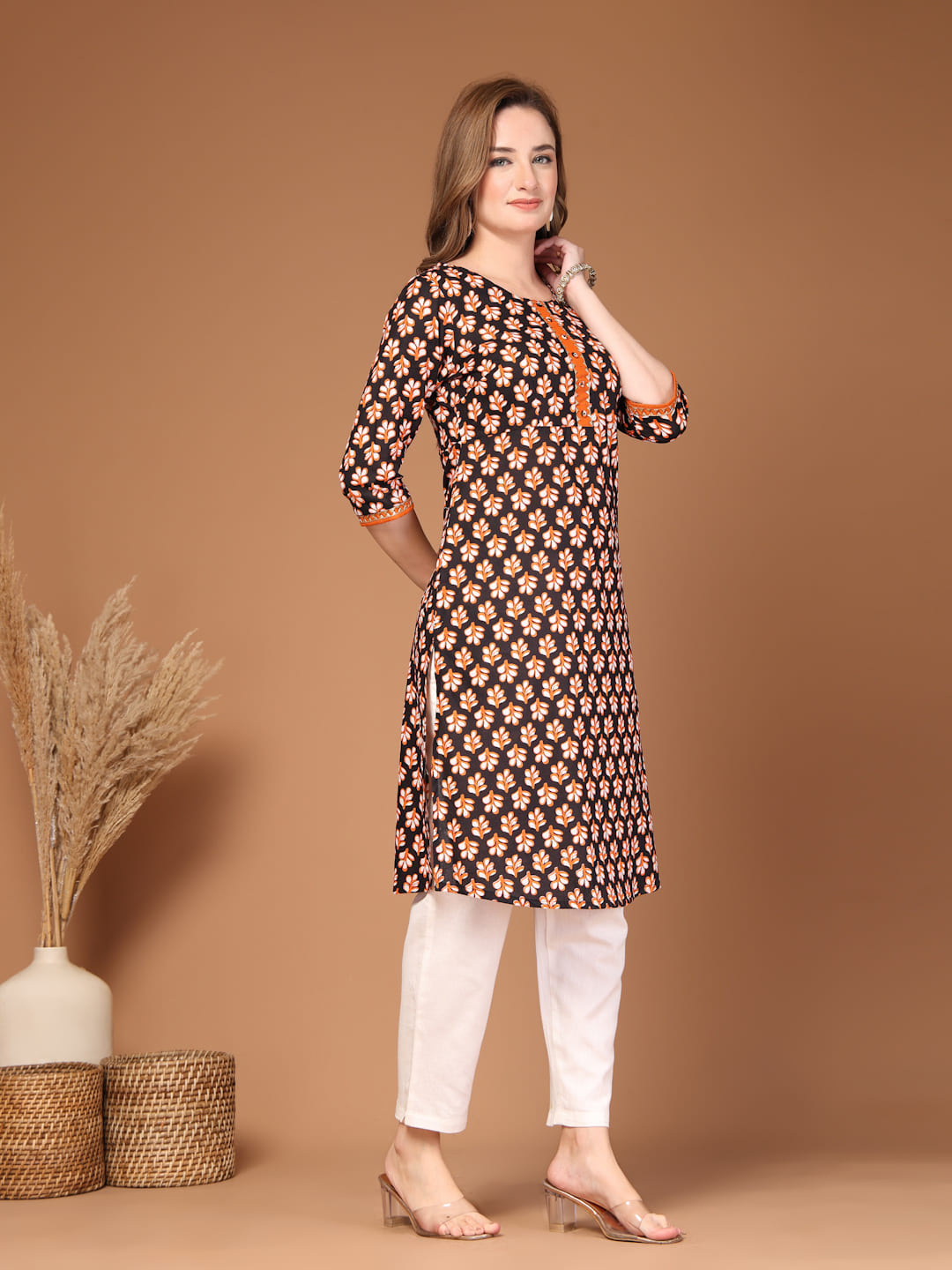 Women cotton kurti with lace detail front