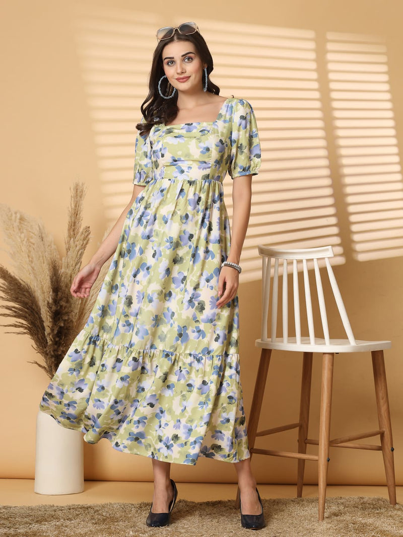 Turn heads in this sizzling hot backless maxi dress. With its figure-flattering elasticated waist, built-in bra, and chic puff sleeves, this dress is designed for unforgettable entrances and effortless style.