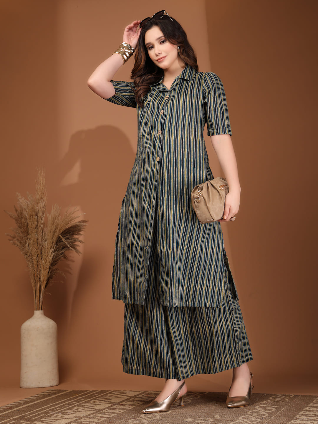 RAASSIO | Olive Green Striped Tunic Kurta Set with Wide-Leg Trousers