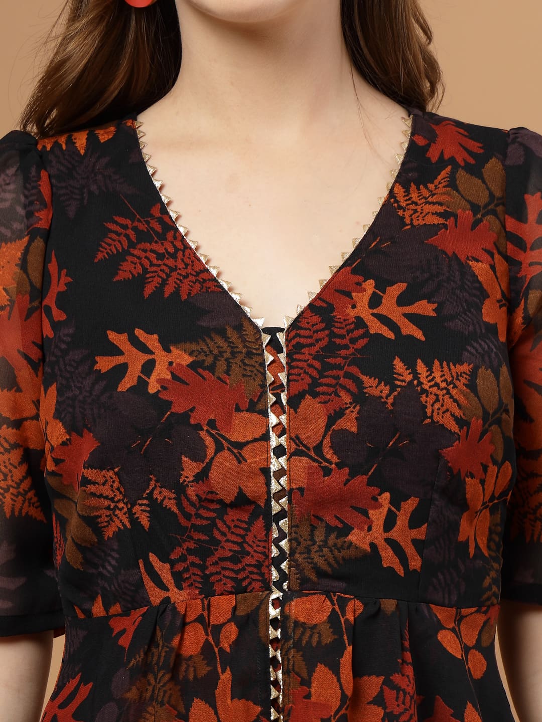 Tropical printed layered kurta set with flared pants for women – festive wear with lace detailing, side zip, lining, and pocket, top close up