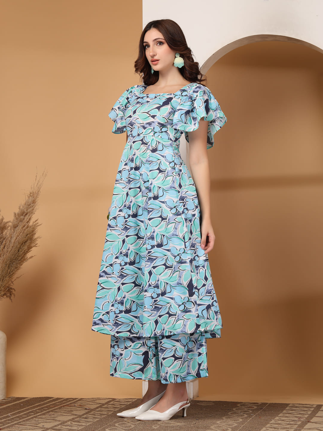 Turquoise Floral Print Square Neck Kurti Set with Flutter Sleeves & Matching Trousers