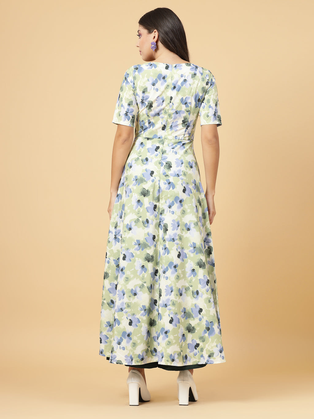 Make a stylish statement by this all time favourite jumpsuit for women, whether its official meetings or family gatherings, this will surly turn heads.  Zip Closure at Back | Fabric Crepe | Lining attached