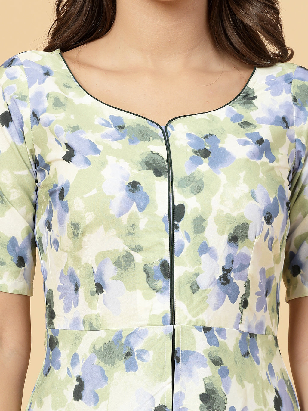 Make a stylish statement by this all time favourite jumpsuit for women, whether its official meetings or family gatherings, this will surly turn heads.  Zip Closure at Back | Fabric Crepe | Lining attached
