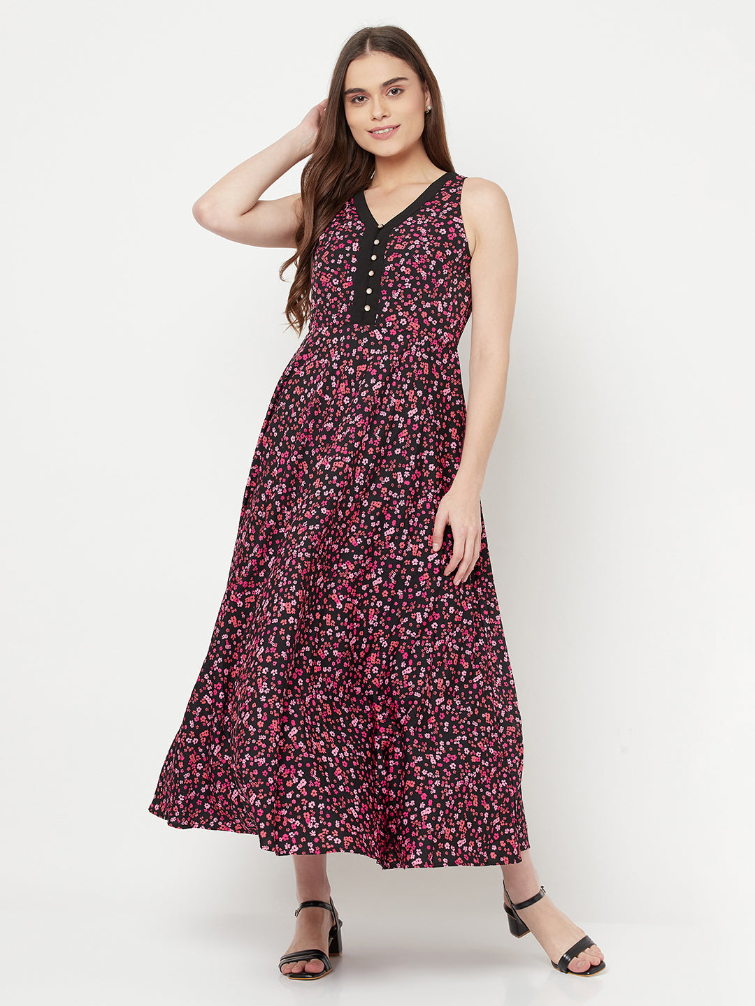 A floral printed maxi dress for women with an attached lining is a stylish and comfortable option for any occasion. The dress features a long length, typically reaching the ankles, and is made from a lightweight and flowy poly crepe fabric such.  The floral print adds a touch of femininity and elegance to the dress, making it perfect for both casual and formal events. 